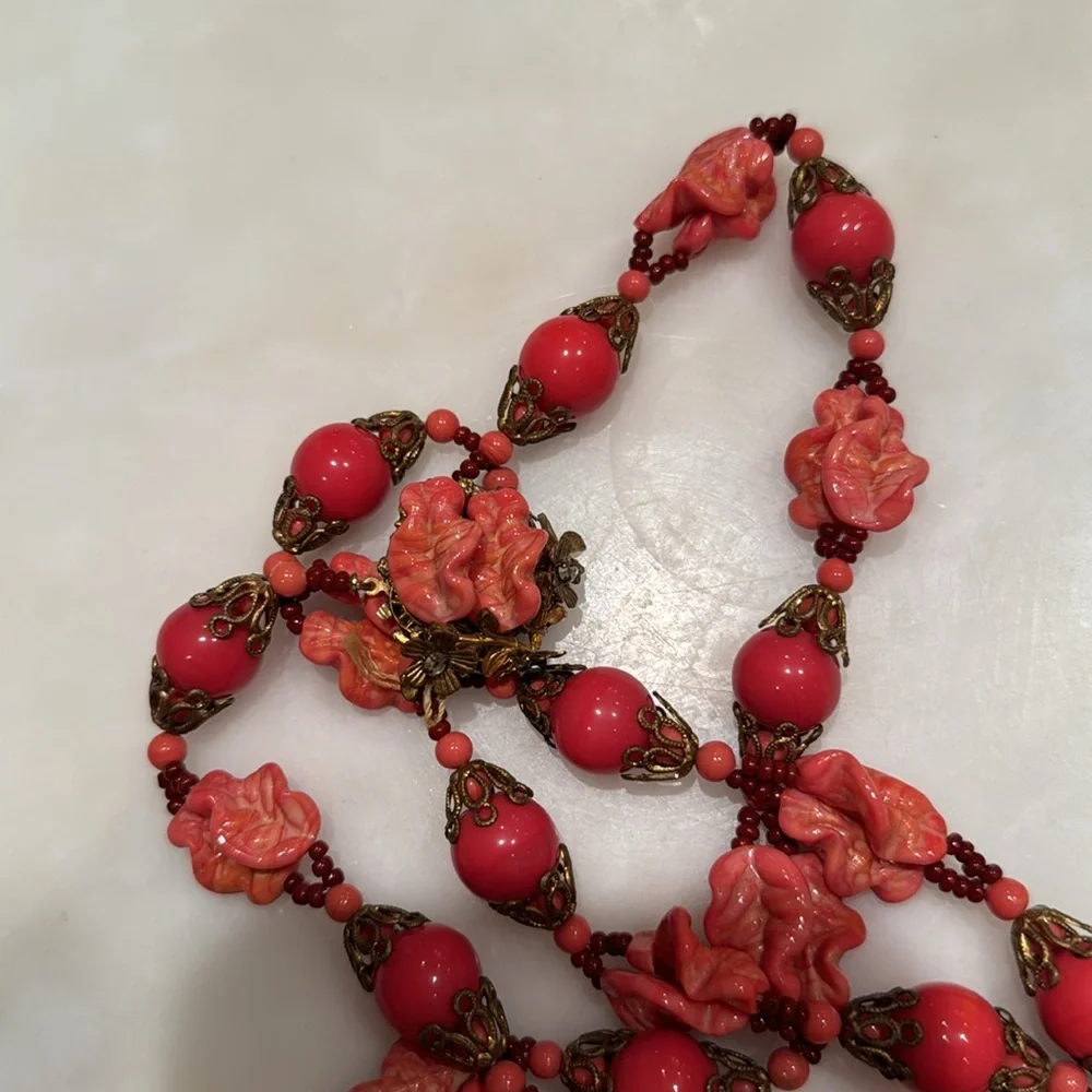 Miriam haskell necklace - Picture 2 of 3